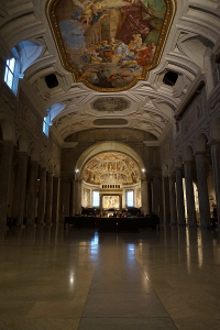 italy_rome_entry_san_pietro_vincoli_basilica_church_beautiful_death_400