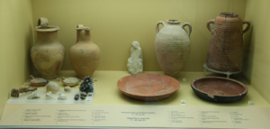 athens_greece_city_ancient_agora_market_museum_pottery_artifacts_400